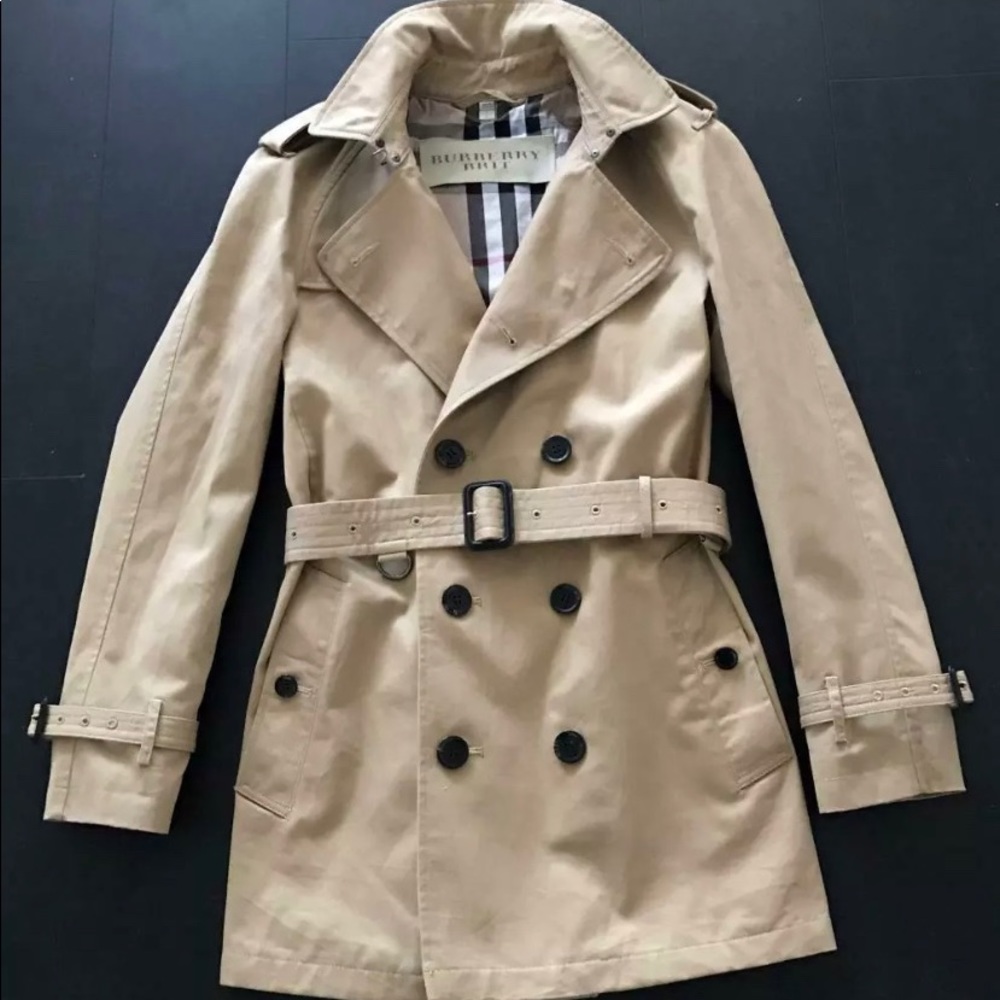 BURBERRY DOUBLE BREASTED TRENCH COAT